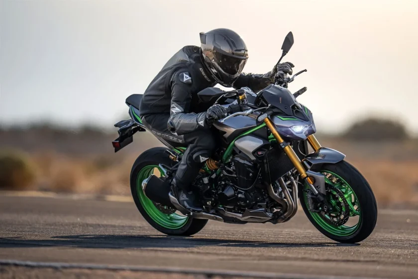 Kawasaki Z900 SE (1)