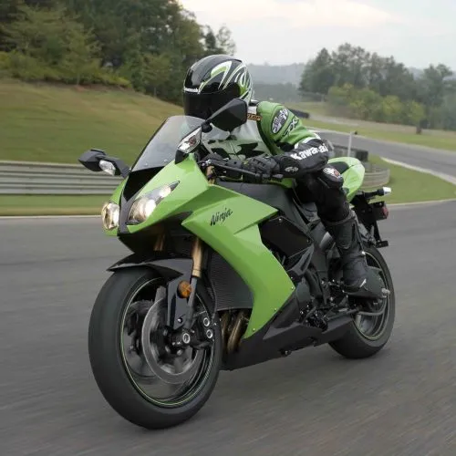 Kawasaki ZX 10R 2008 (1)