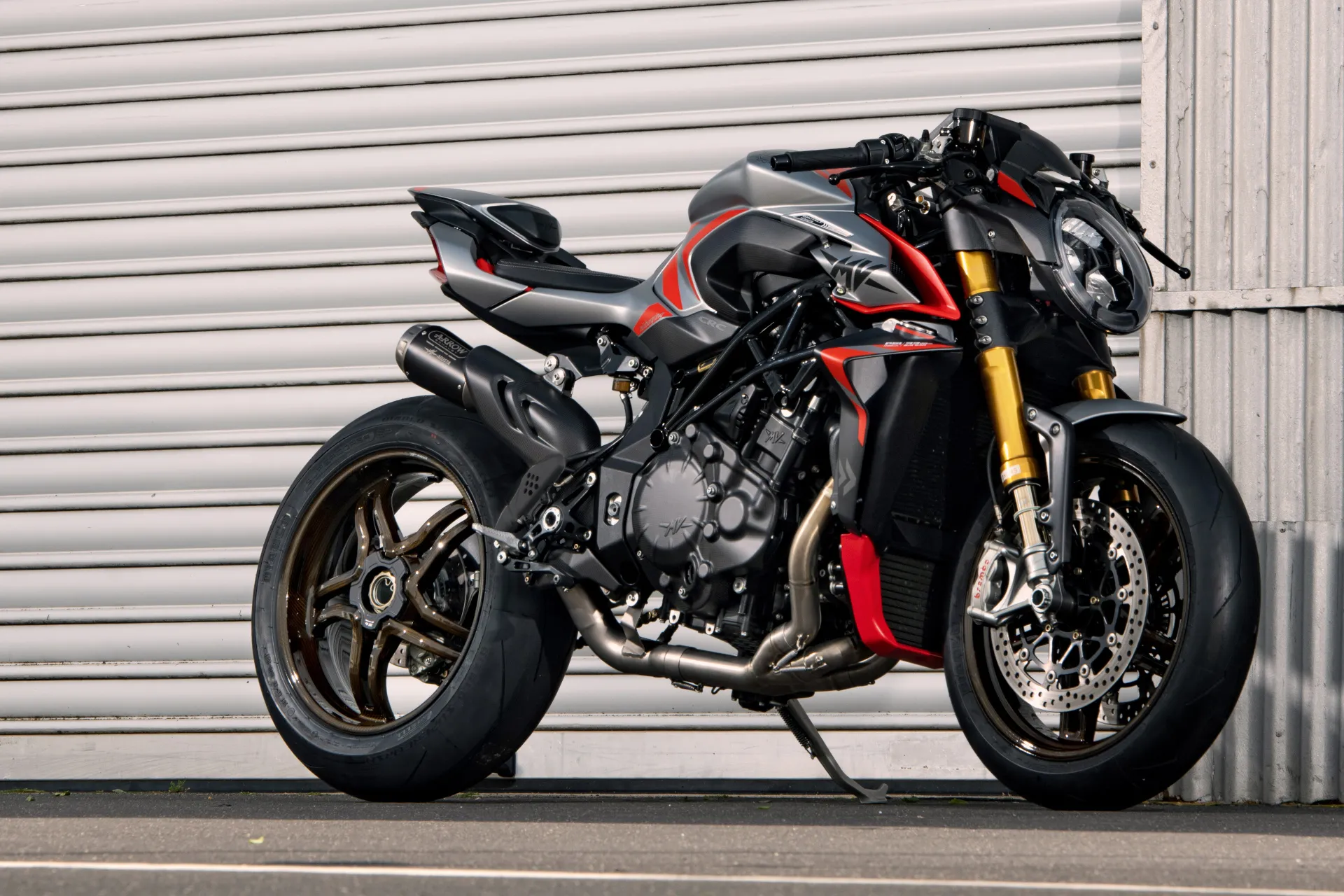 MV Agusta Brutale 1000 Nürburgring (1)
