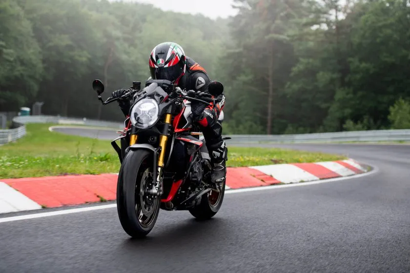 MV Agusta Brutale 1000 Nürburgring (2)