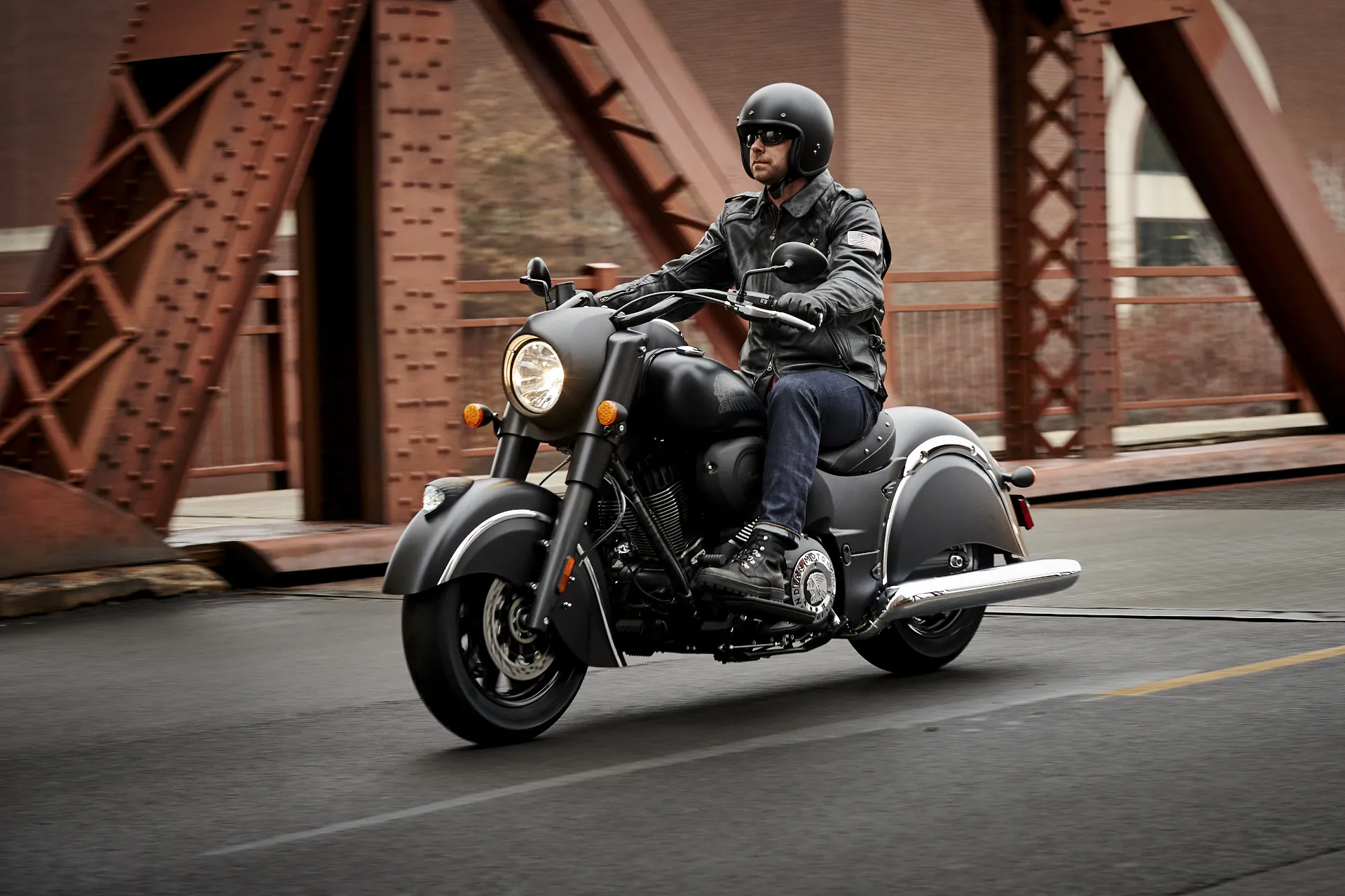 Moto del día: Indian Chief Black Horse (2016)