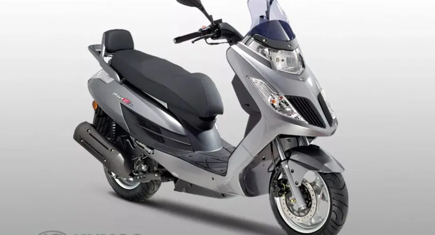 Kymco Yager GT 125 (1)