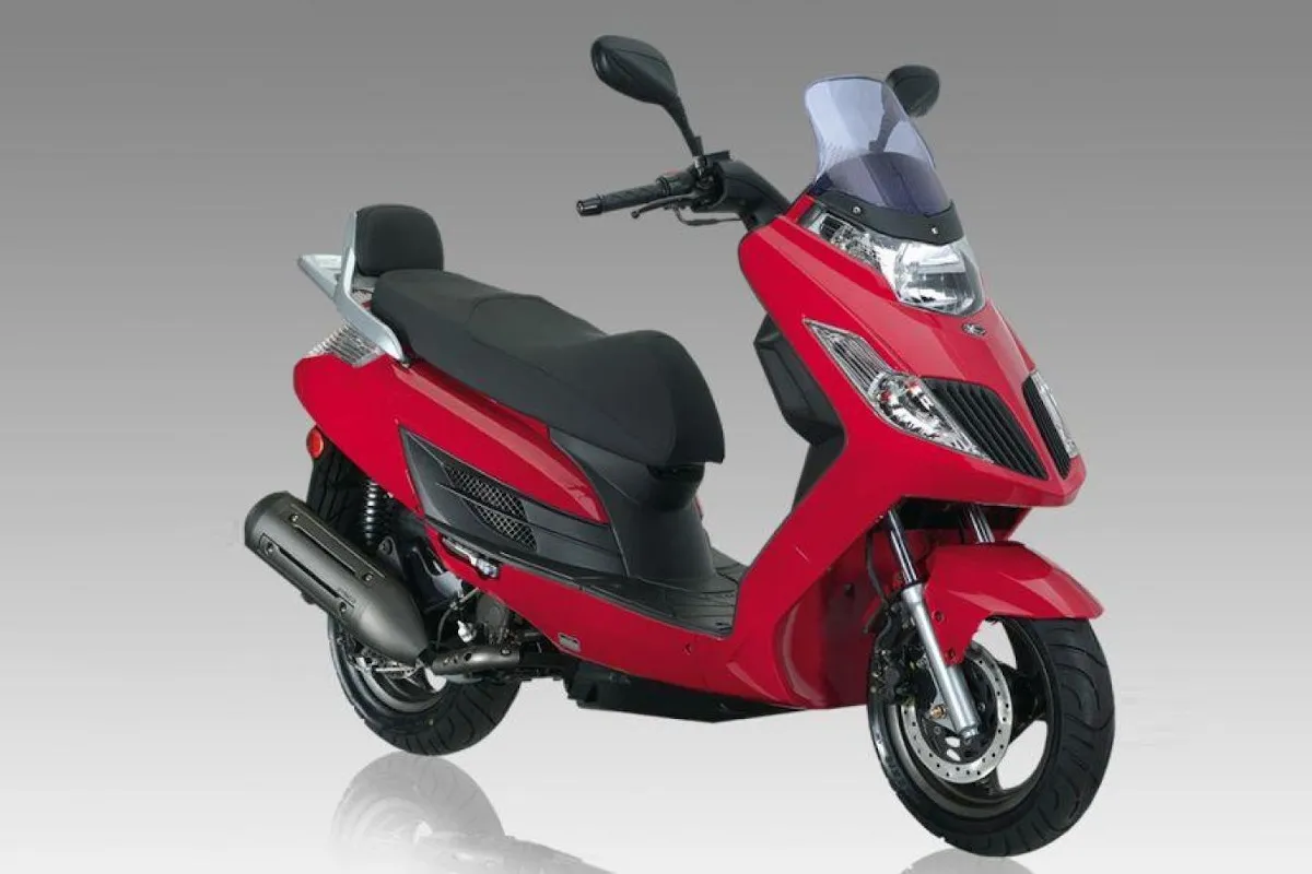 Kymco Yager GT 125 (2)