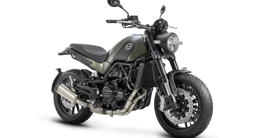 Benelli Leoncino 502 2017