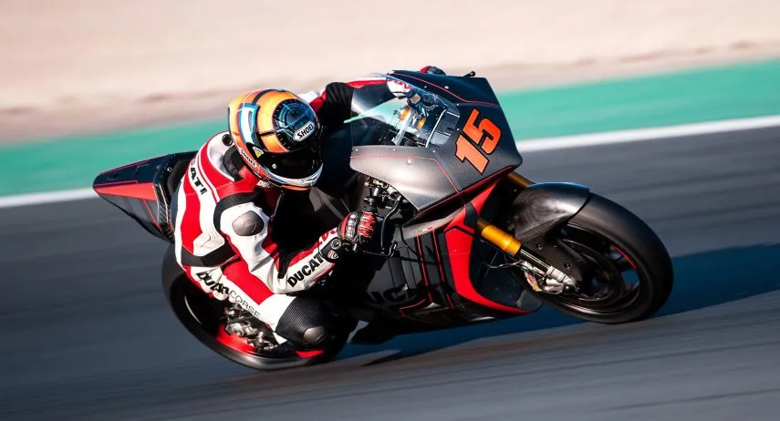 Ducati V21L (1)