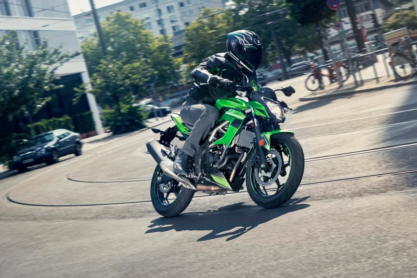 Kawasaki Z125 (1)