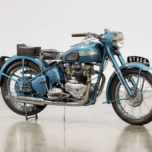 Tirumph Thunderbird 6T (2)