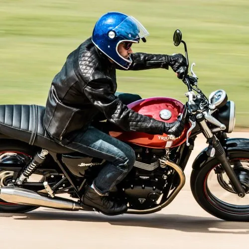 Triumph Street Twin (1)