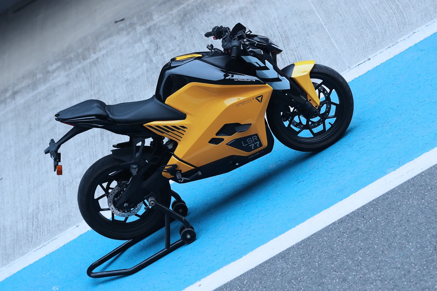 Moto del día: Ultraviolette F77 Mach 2