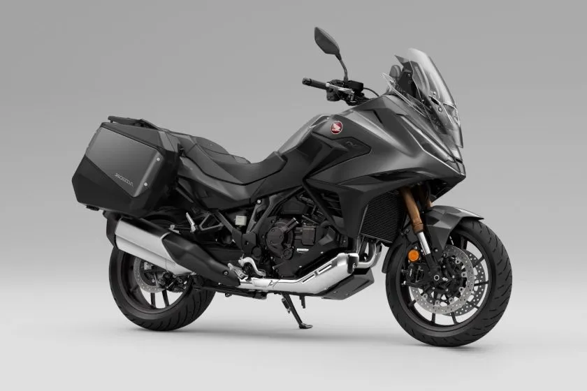 Honda NT1100 (2)