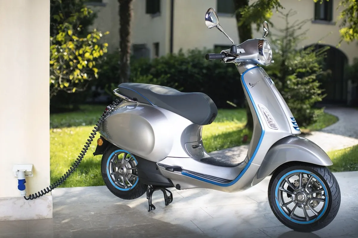 ¿Moto eléctrica o de gasolina? El debate que nadie quiere tener en serio
