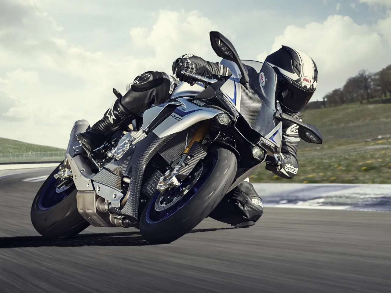 Moto del día: Yamaha YZF-R1 (2015)