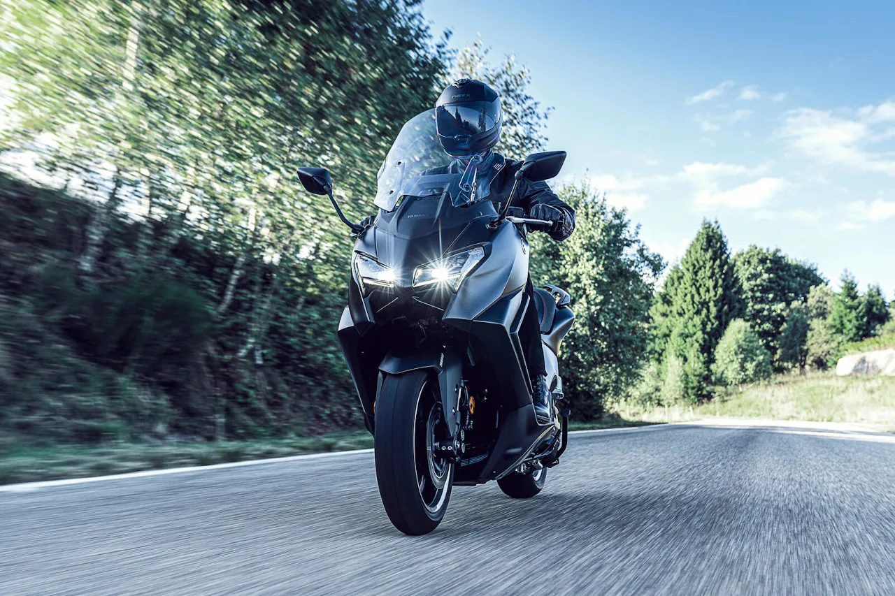 Yamaha TMax: 25 años del scooter que se negó a ser scooter