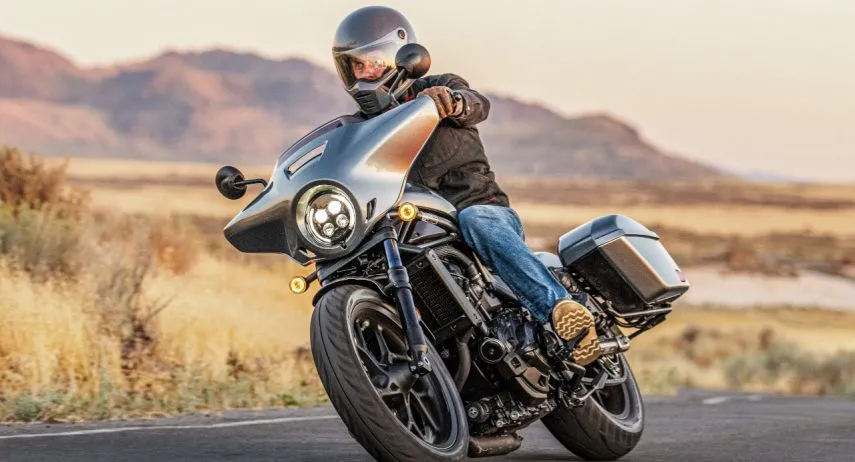 Honda CMX1100T Rebel (2)