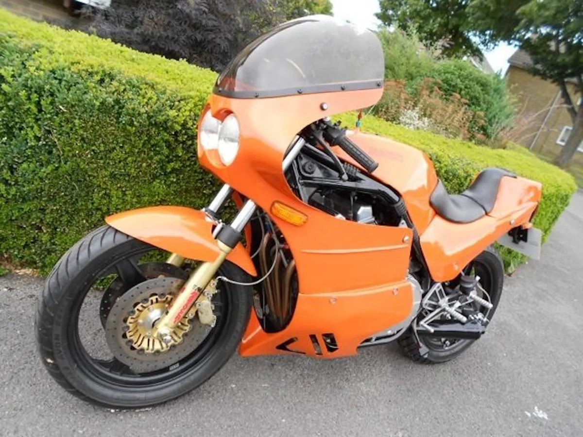 Moto del día: Harris Magnum II Laverda Mirage 1200