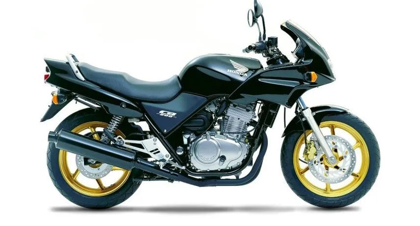 Honda CB500S negra