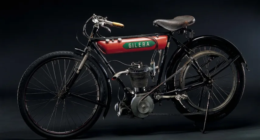 Gilera VT317 (1)