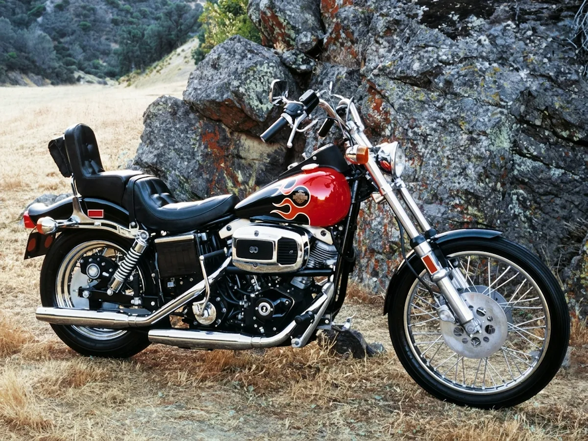 Moto del día: Harley-Davidson FXWG Wide Glide (1980)