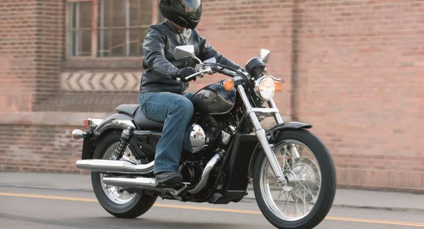 Honda VT750RS (1)
