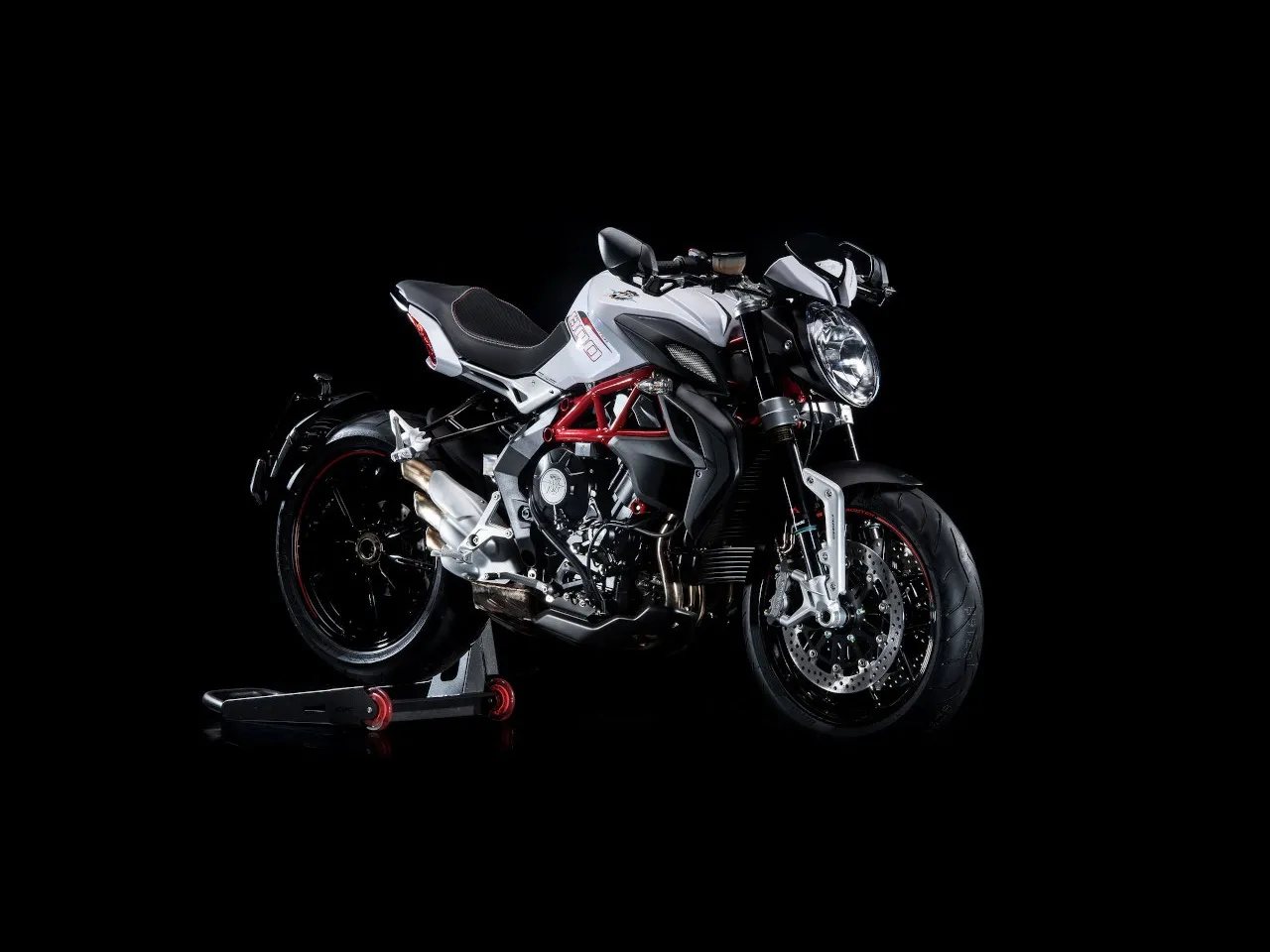 Moto del día: MV Agusta Dragster 800 RR