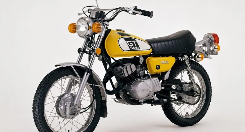 Yamaha GT50 (1)